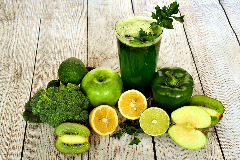 Smoothies salati per un aperitivo naturale